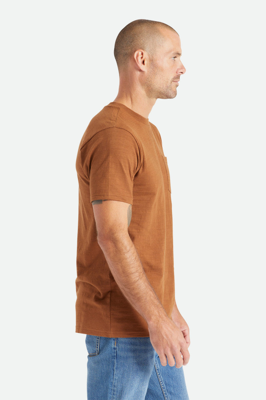 Tops Brixton Basic Slub S/S Pocket Hombre Marrones | WLOP48053